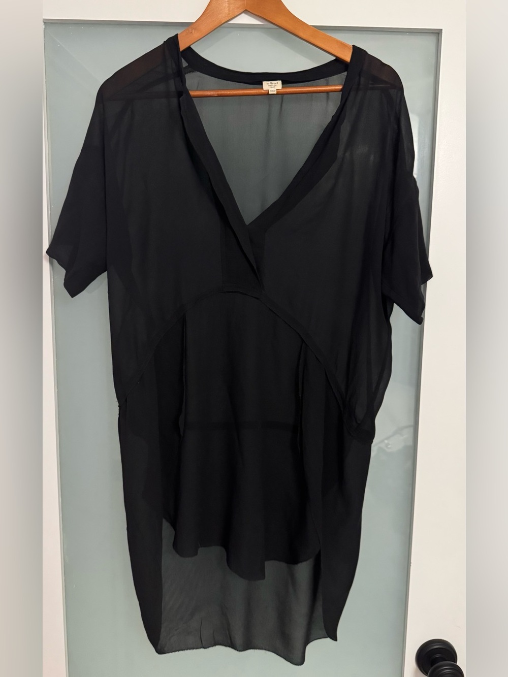 Wilfred Aritzia 100% Silk Black Sheer Tunic Blouse Size Small